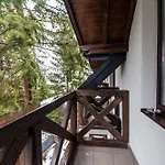 Alpiyskiy Inn Yablunytsya