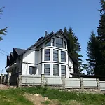 Alpiyskiy Inn *