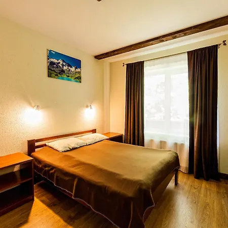 Alpiyskiy Inn Yablunytsya