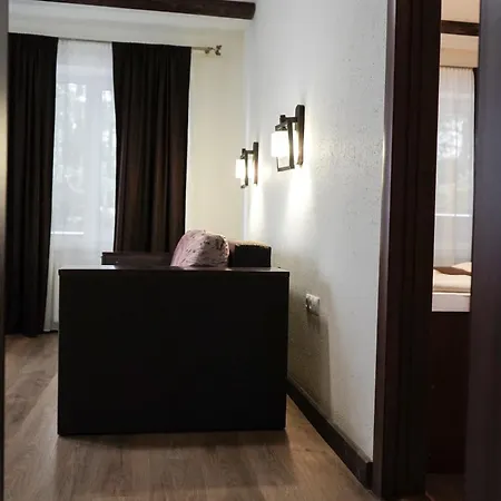 Alpiyskiy * Yablunytsia