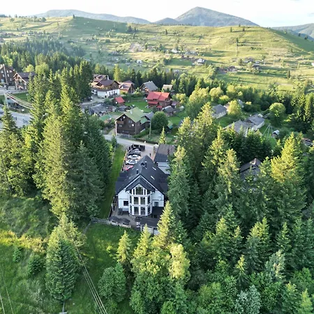 Han/Misafirhane Alpiyskiy Yablunytsia